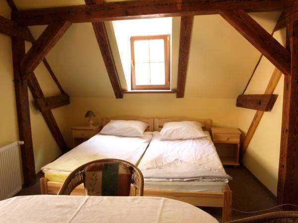 Karczma izby ubytovanie voľný čas rekreačné kúpalisko Poľsko